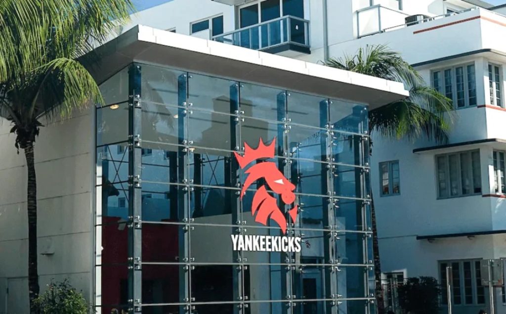 Unboxing the Best Sneaker Finds at Store.YankeeKicks: A Comprehensive Review