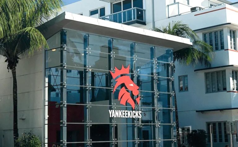 Unboxing the Best Sneaker Finds at Store.YankeeKicks: A Comprehensive Review