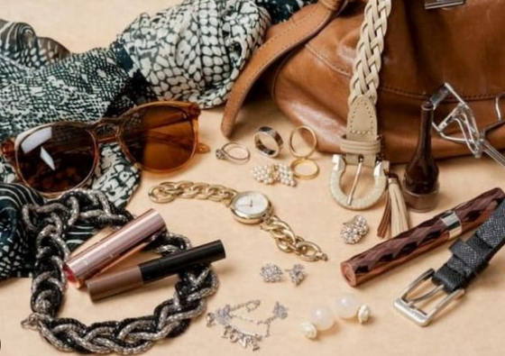Accessorize Like a Pro: Shopping for Accessories on Thredup