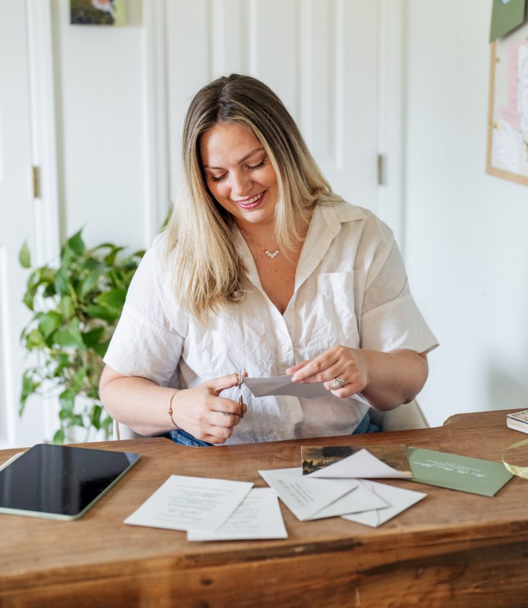 Minted: Where Art Meets Personalization – Discovering Custom Products